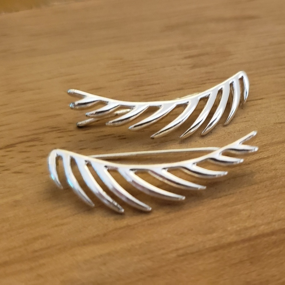 Stella and Dot Haven ear climbers